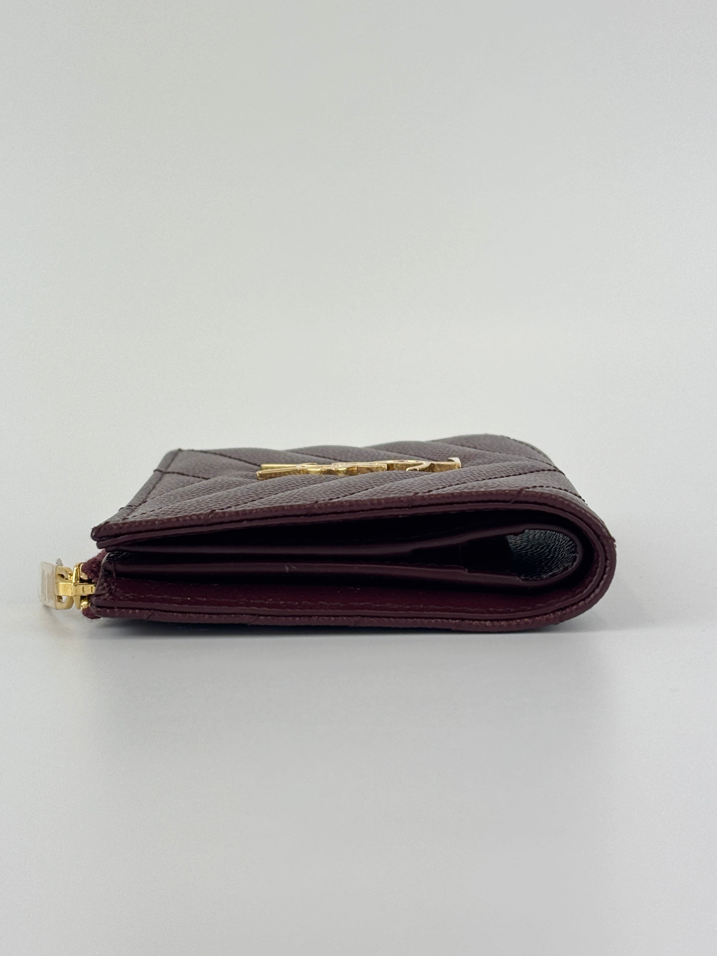 Cassandre Matelassé Bi-Fold Wallet Burgundy Grain de Poudre