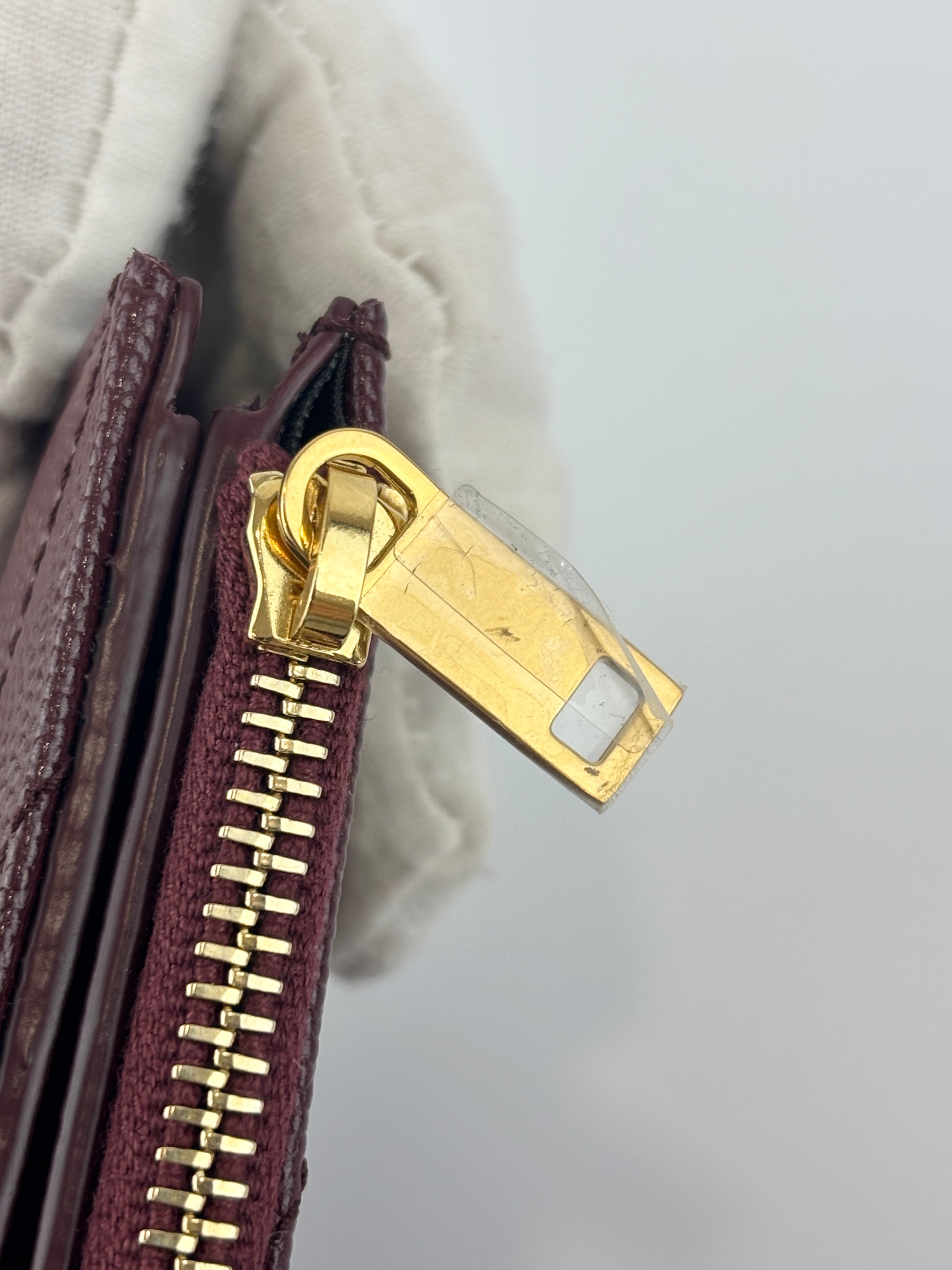 Cassandre Matelassé Bi-Fold Wallet Burgundy Grain de Poudre