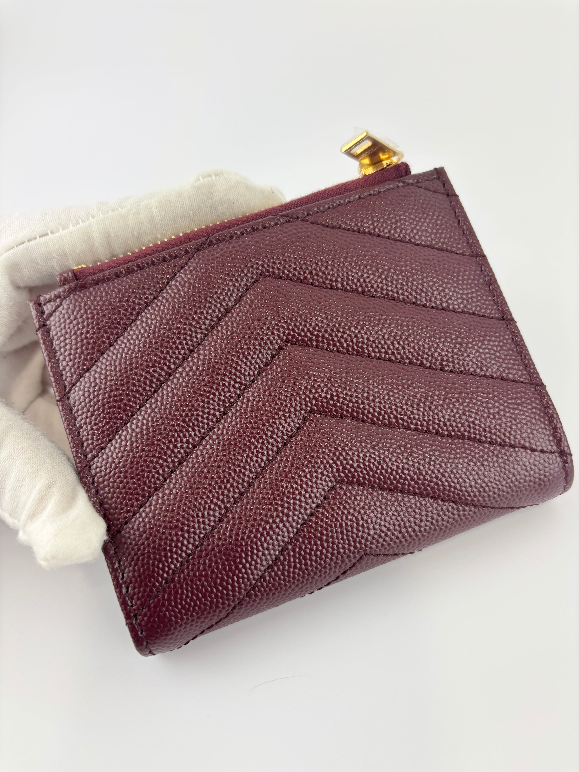 Cassandre Matelassé Bi-Fold Wallet Burgundy Grain de Poudre