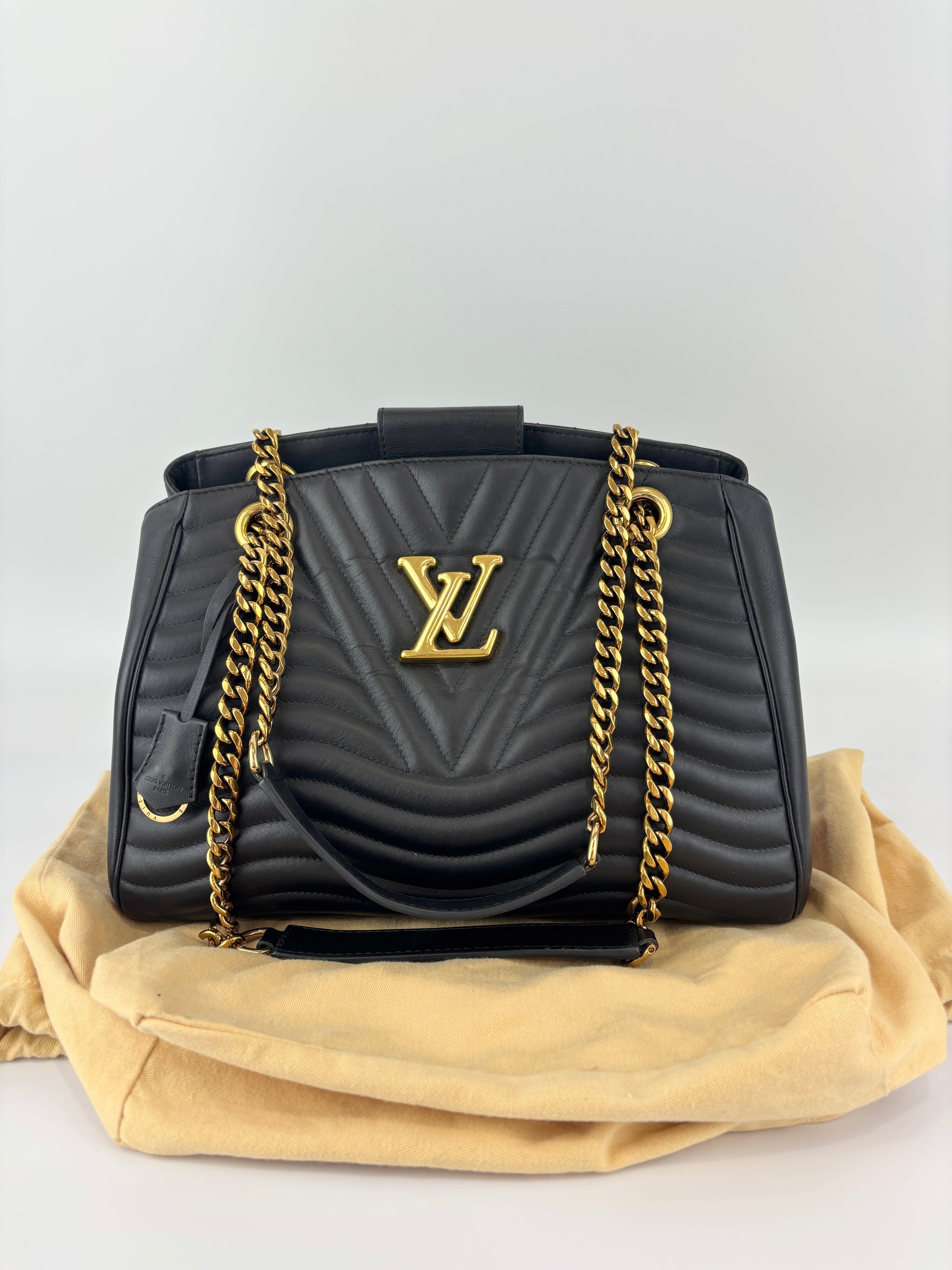 New Wave Chain Tote Black