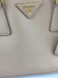 BN2896 Galleria Small Saffiano Leather Bag Cammeo