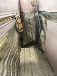BN2896 Galleria Small Saffiano Leather Bag Cammeo