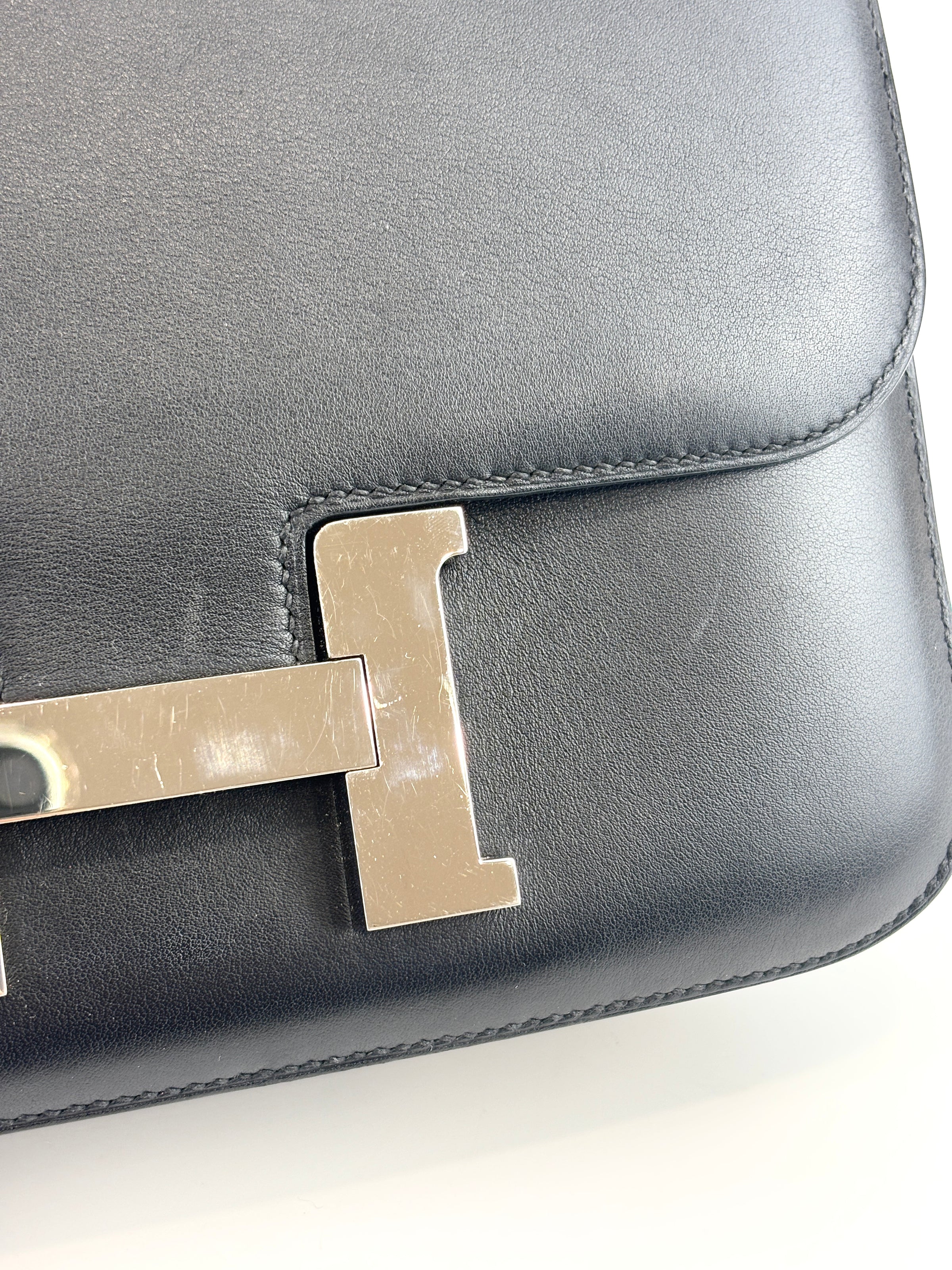 Constance 24 Black Swift PHW