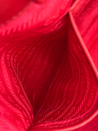 Tessuto Gaufre Nylon Tote in Red