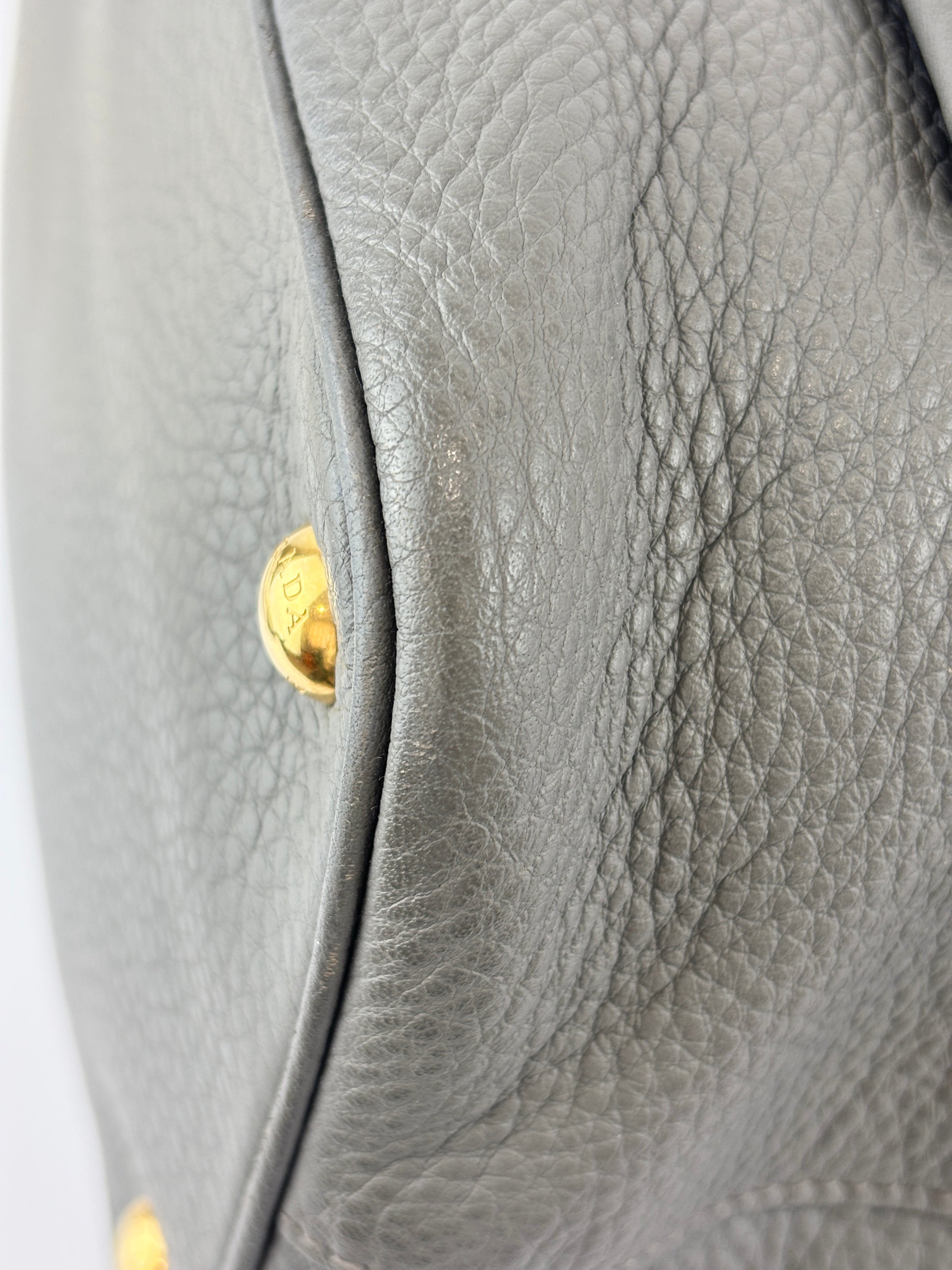 1BD052 Vitello Daino Leather Shoulder Bag Marmo Grey