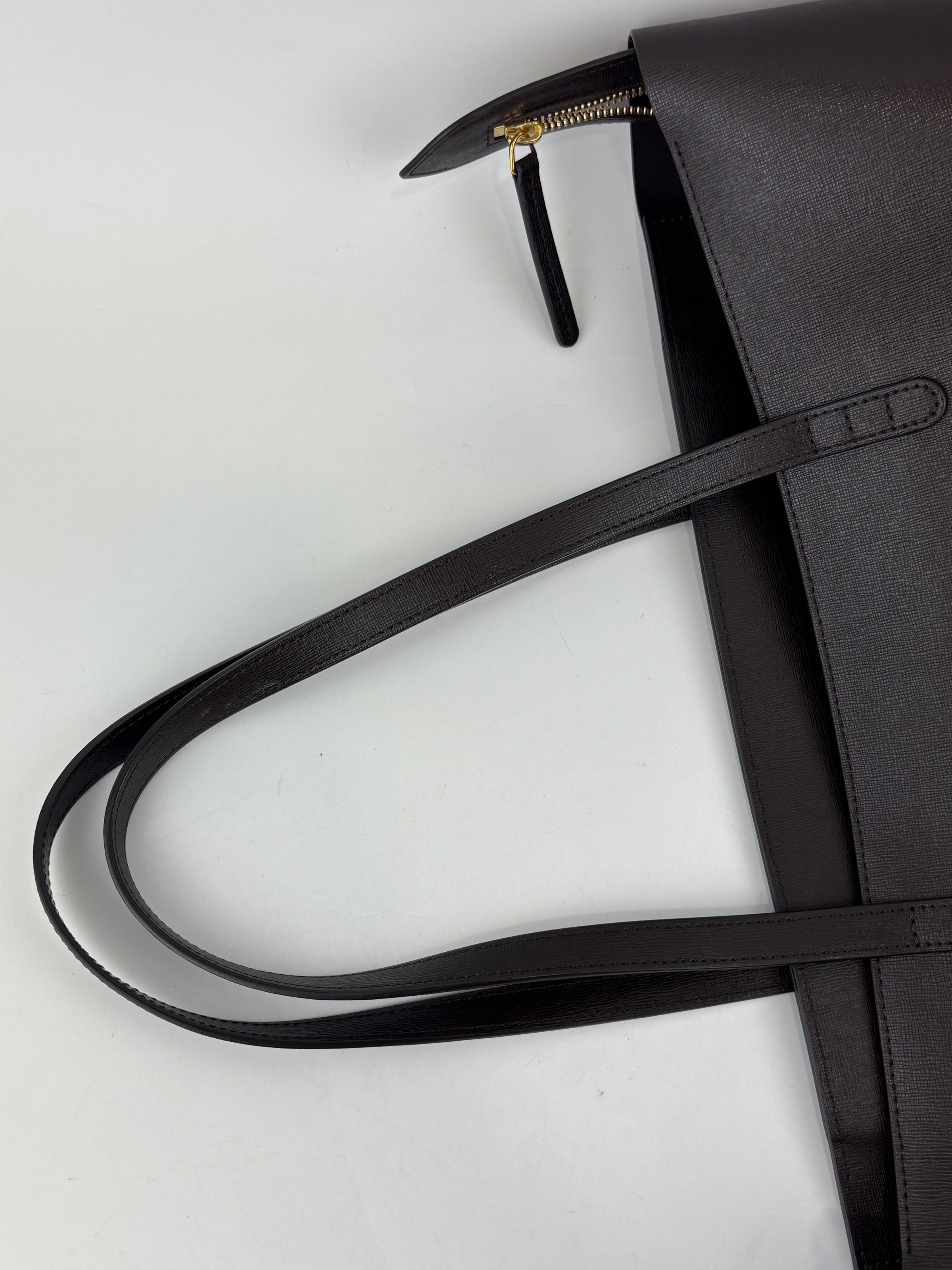 Small Zip Tote Bag in Mocha