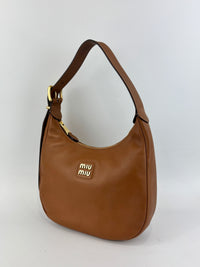 5BC177 Logo-Plaque Sacca in Pelle Fine Calf Leather Hobo Bag Cognac