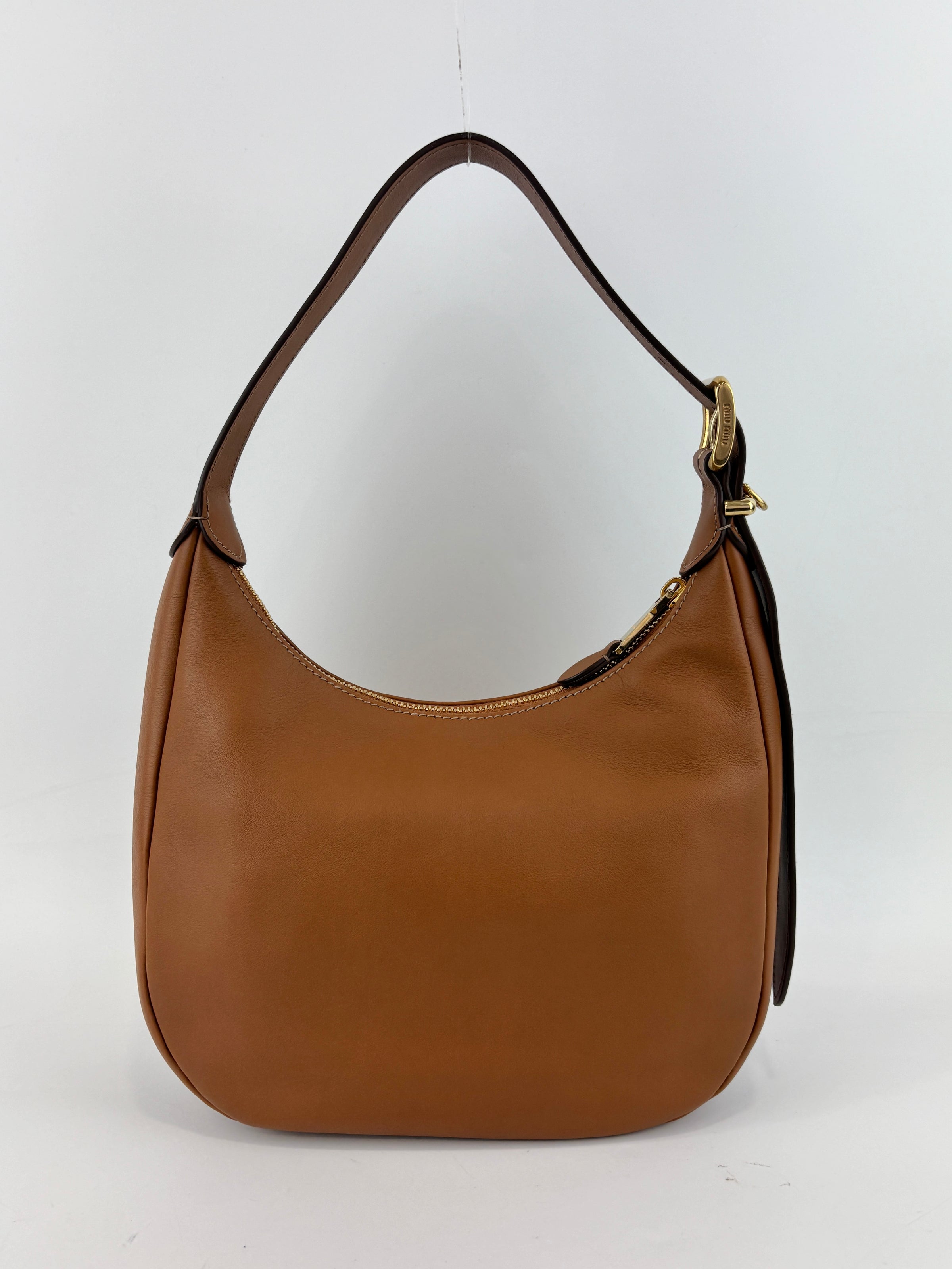5BC177 Logo-Plaque Sacca in Pelle Fine Calf Leather Hobo Bag Cognac