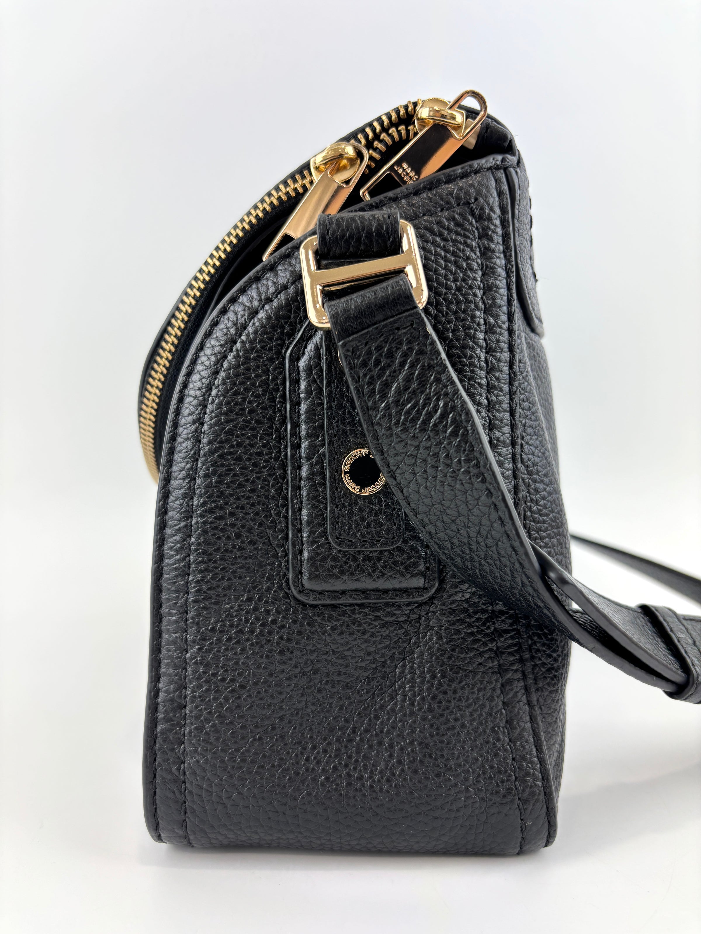 The Groove Black Leather Bag