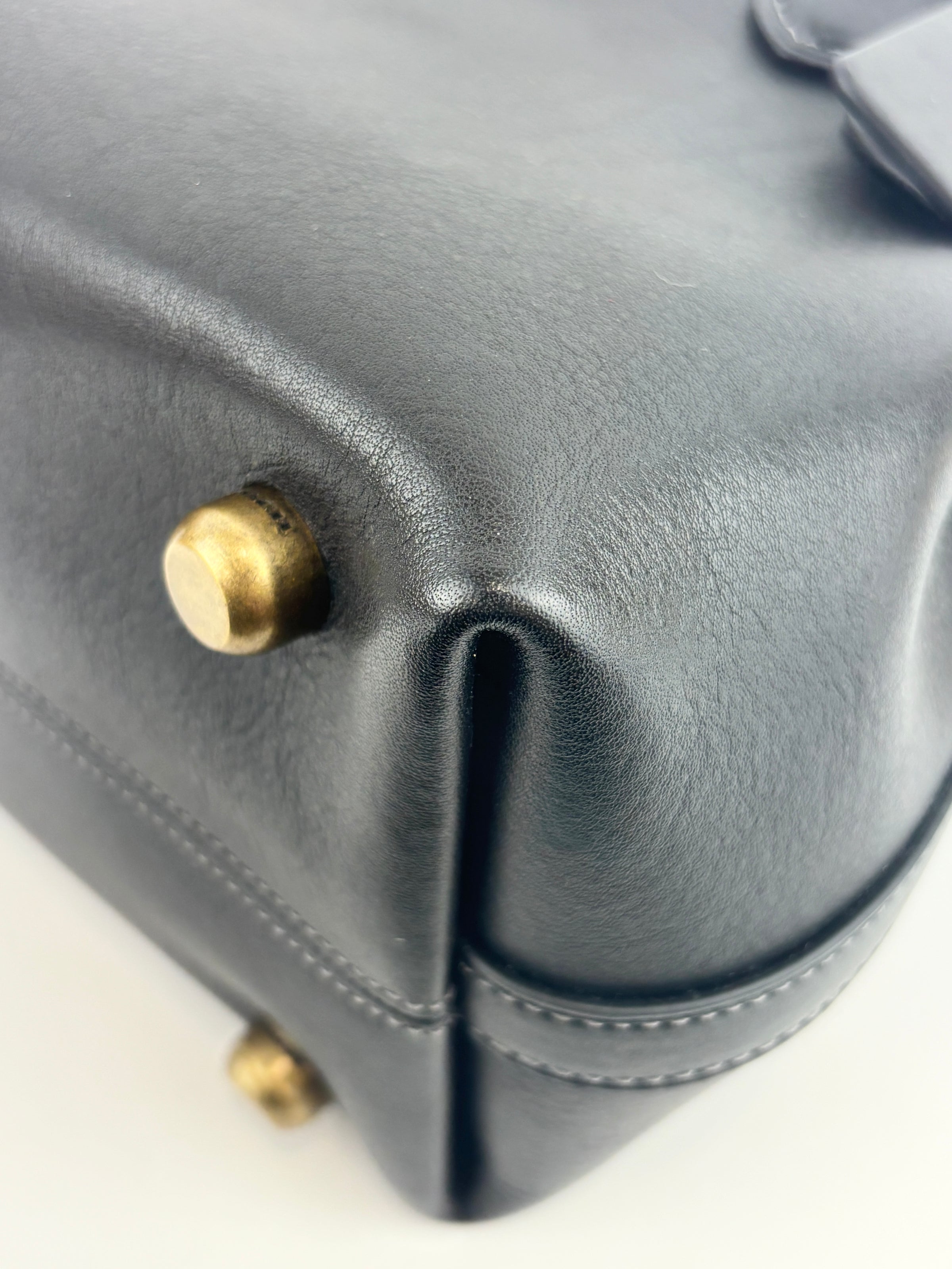 Soft Empire Carryall Bag 21 Black