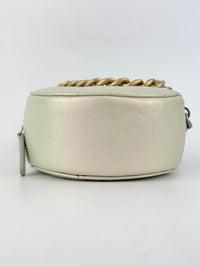 19 Iridescent Calfskin Quilted Round Clutch With Chain White Mixed Hardware