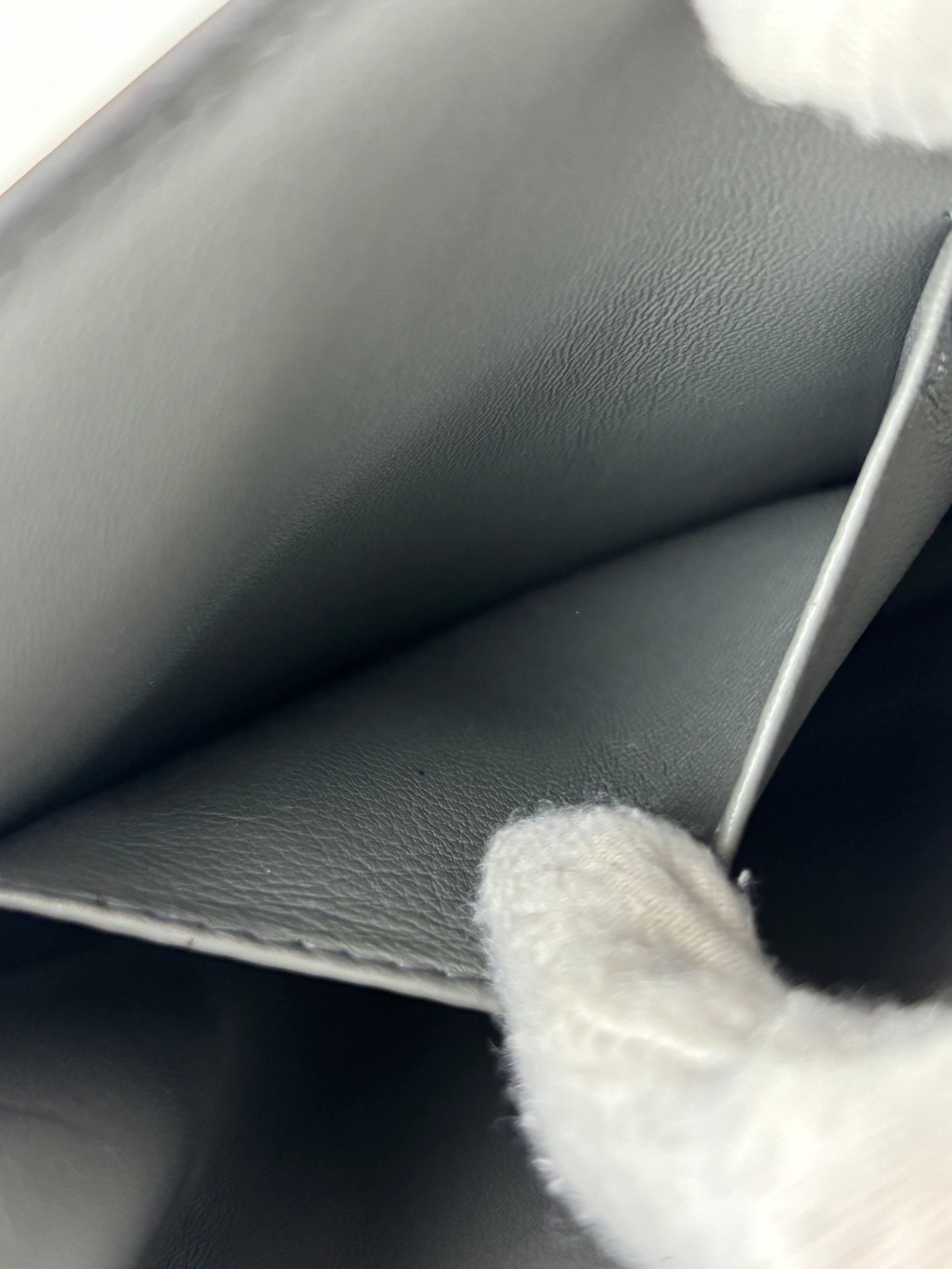 Grey Leather Medium Classic Box Shoulder Bag