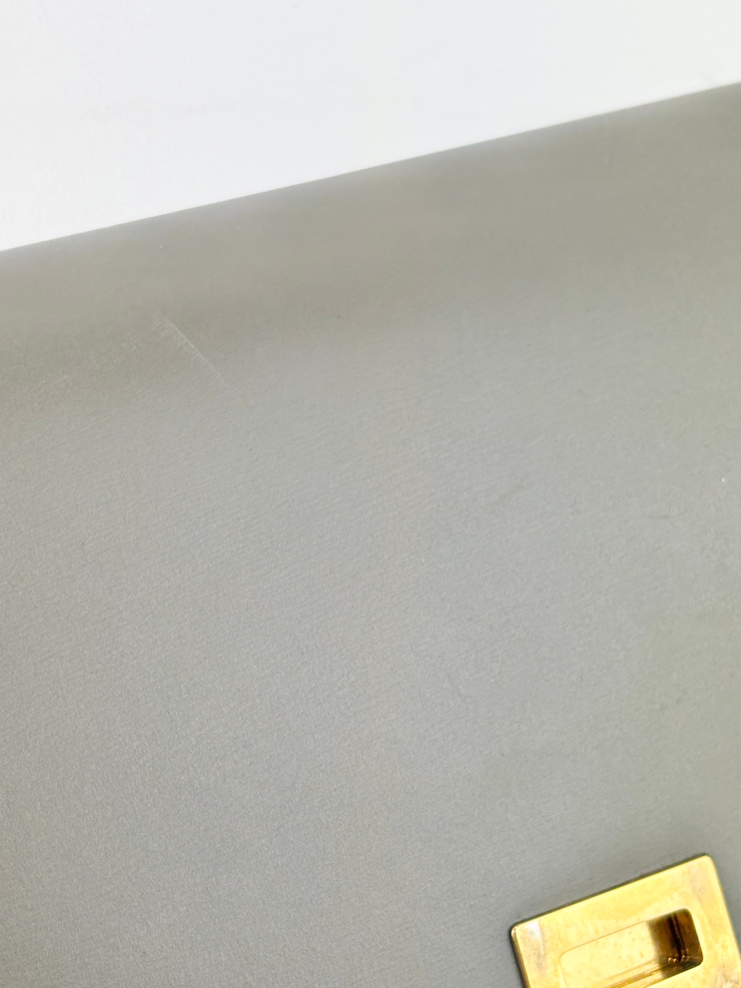 Grey Leather Medium Classic Box Shoulder Bag