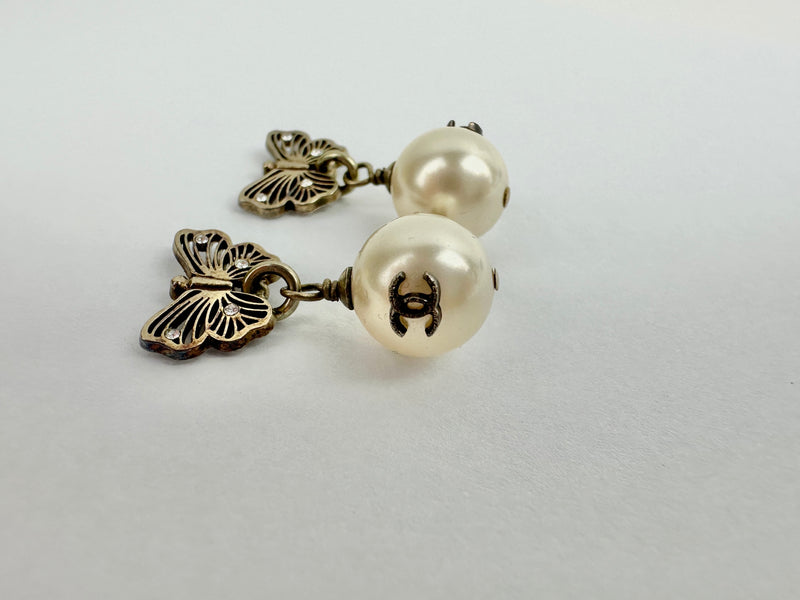 Butterfly with Pearl Drop Earrings