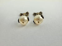 Butterfly with Pearl Drop Earrings