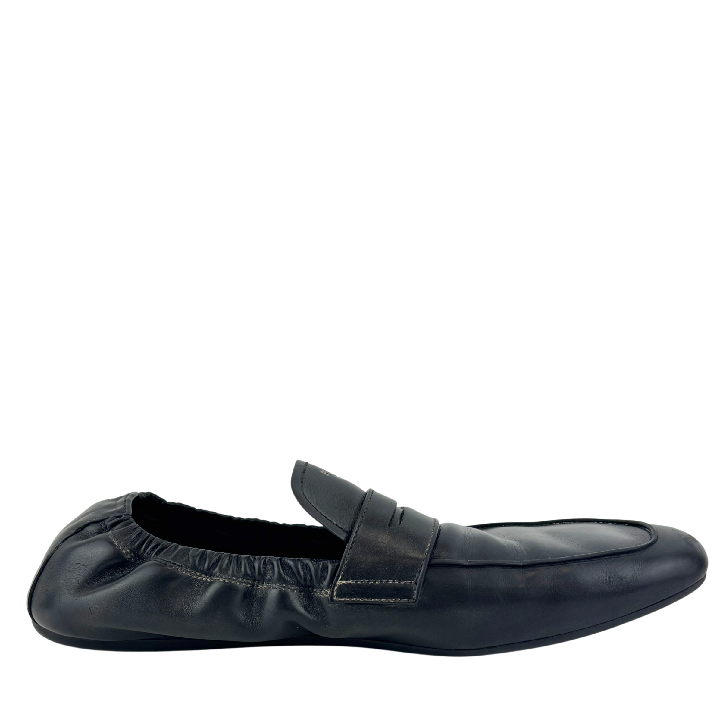 Shuffle Antiqued Leather Loafers Size 9.5