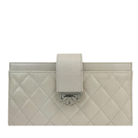 AP0154 White Caviar Leather Pouch with Interlocking CC SHW