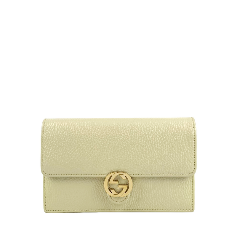 615523 Icon GG Interlocking Wallet on Chain in White