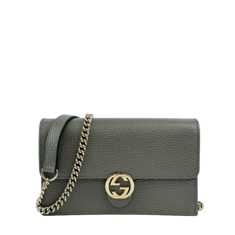 Interlocking GG Wallet on Chain Grey Pebbled Leather