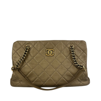 A67493 CC Quilted Matte Gold Shoulder Tote
