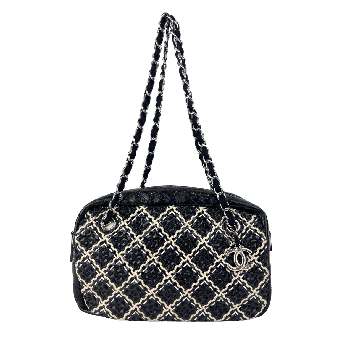 11P A50373 Black Crinkled Patent Camera Bag with Giant Stitch Details SHW - Glampot