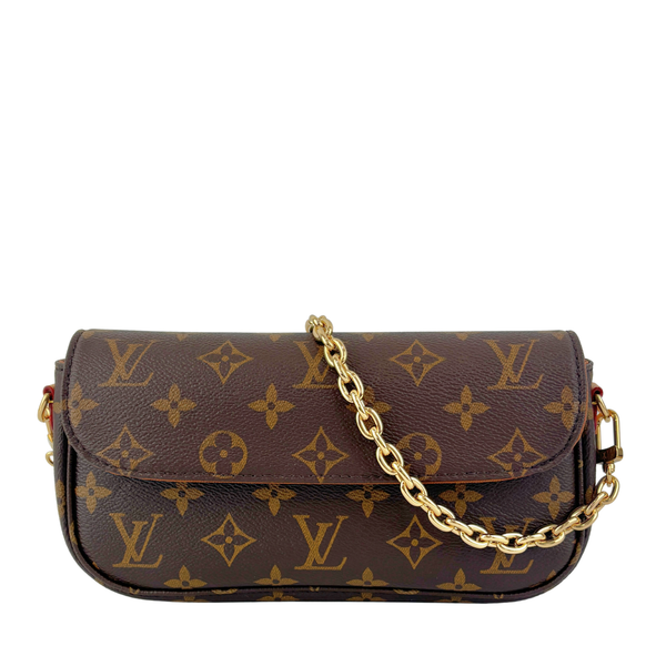 M81911 Wallet on Chain Ivy Monogram (RFID)
