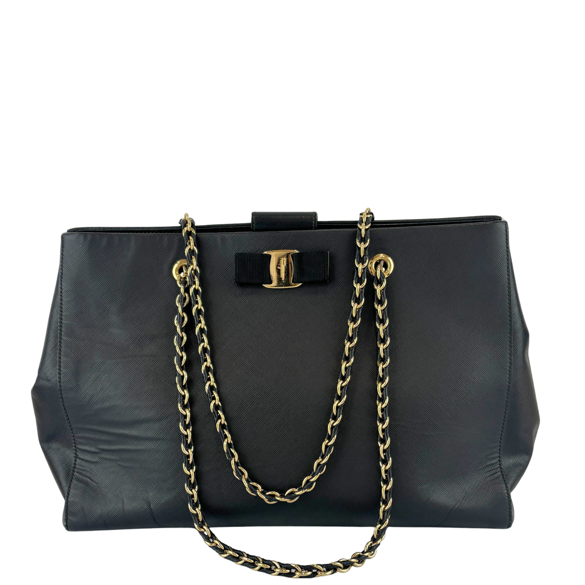 21 F561/01 Vara Ribbon Chain Shoulder Tote in Black