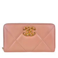 19 Zip Around Long Wallet Quilted Lambskin in Light Pink GHW