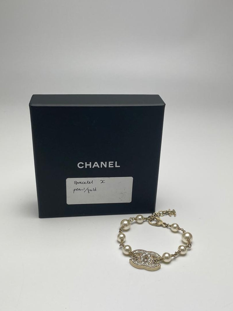 B16P CC Pearl Gold Chain Bracelet (2016)