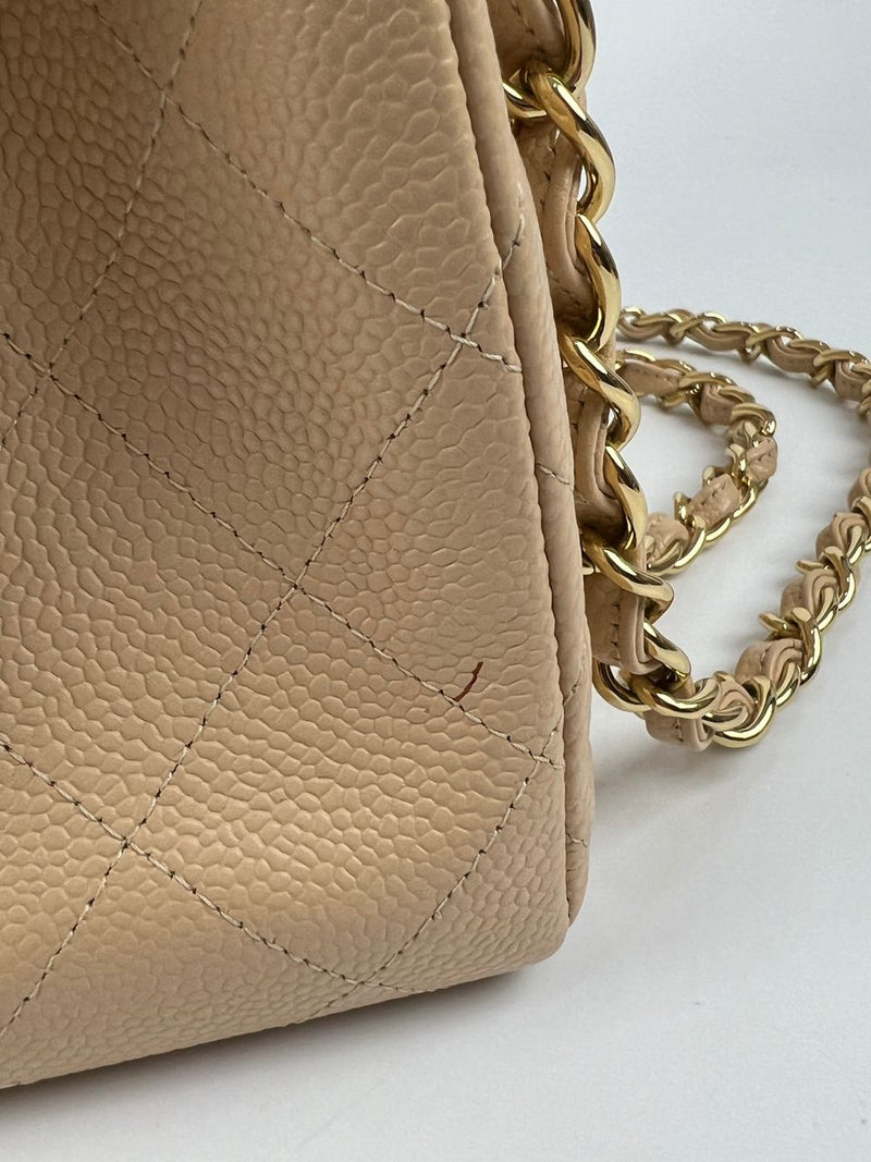 Beige Caviar Jumbo Classic Flap GHW