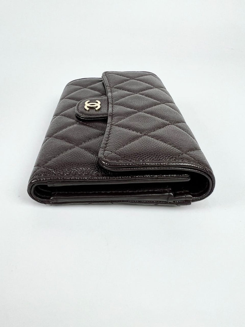 AP0232 Dark Brown Classic Quilted Caviar Medium Flap Wallet LGHW