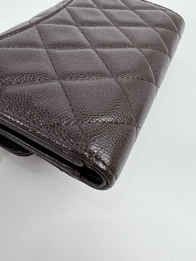 AP0232 Dark Brown Classic Quilted Caviar Medium Flap Wallet LGHW