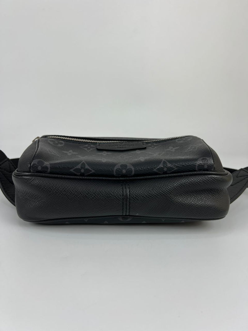 Outdoor Bumbag in Monogram Eclipse/Taiga Black