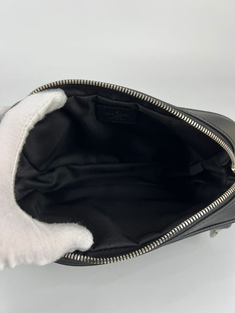 Outdoor Bumbag in Monogram Eclipse/Taiga Black