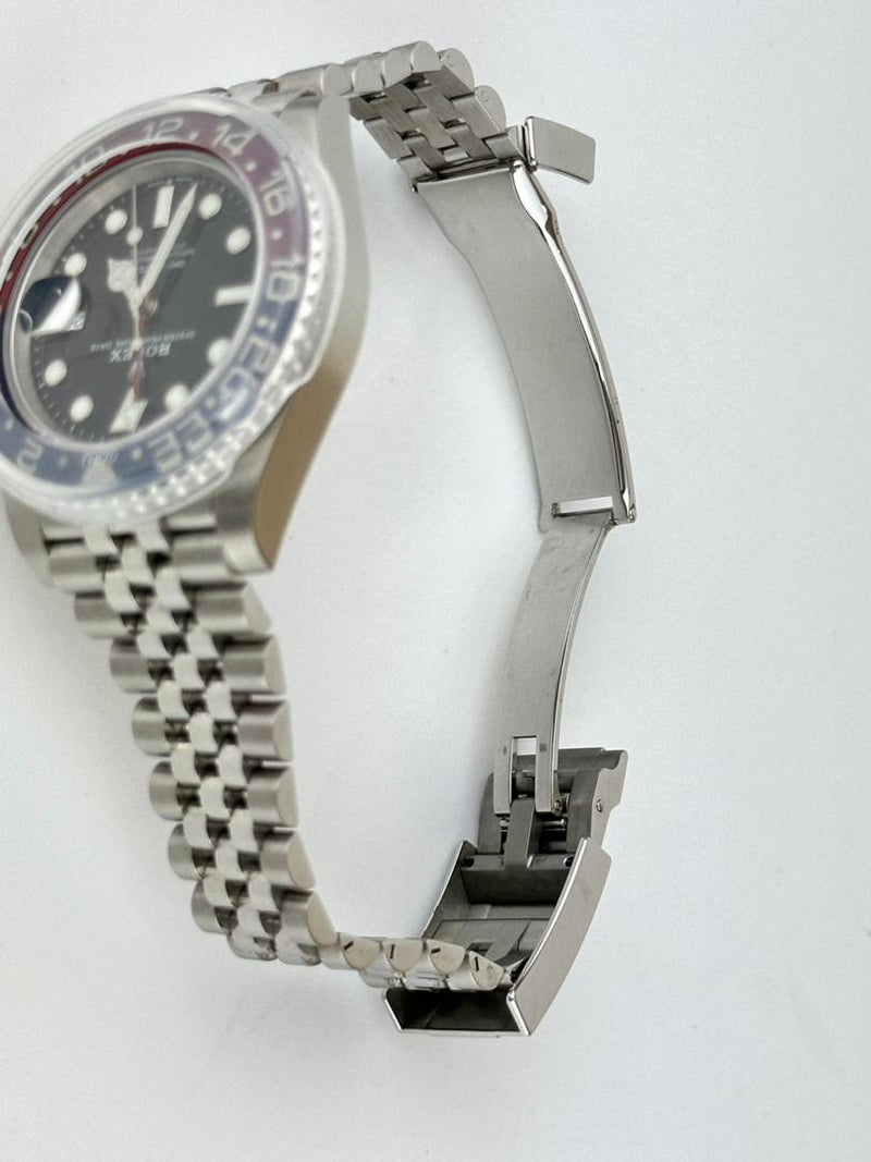 GMT-Master II Pepsi 126710BLRO