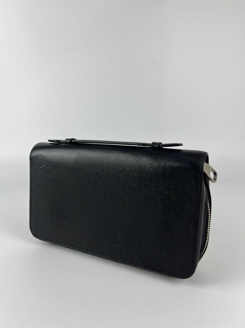 Ardoise Taiga Leather Zippy XL Wallet