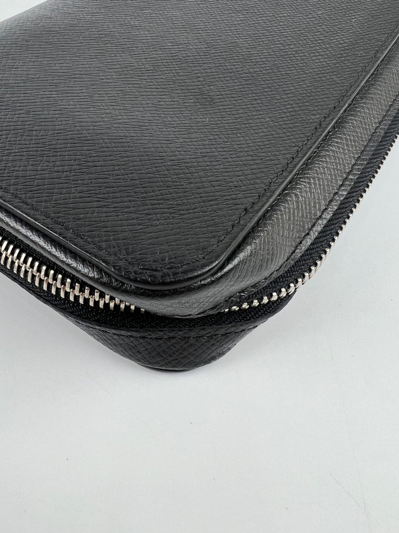 Ardoise Taiga Leather Zippy XL Wallet