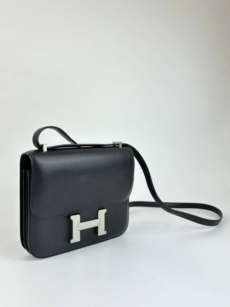 Constance 18 in Black Box Leather PHW