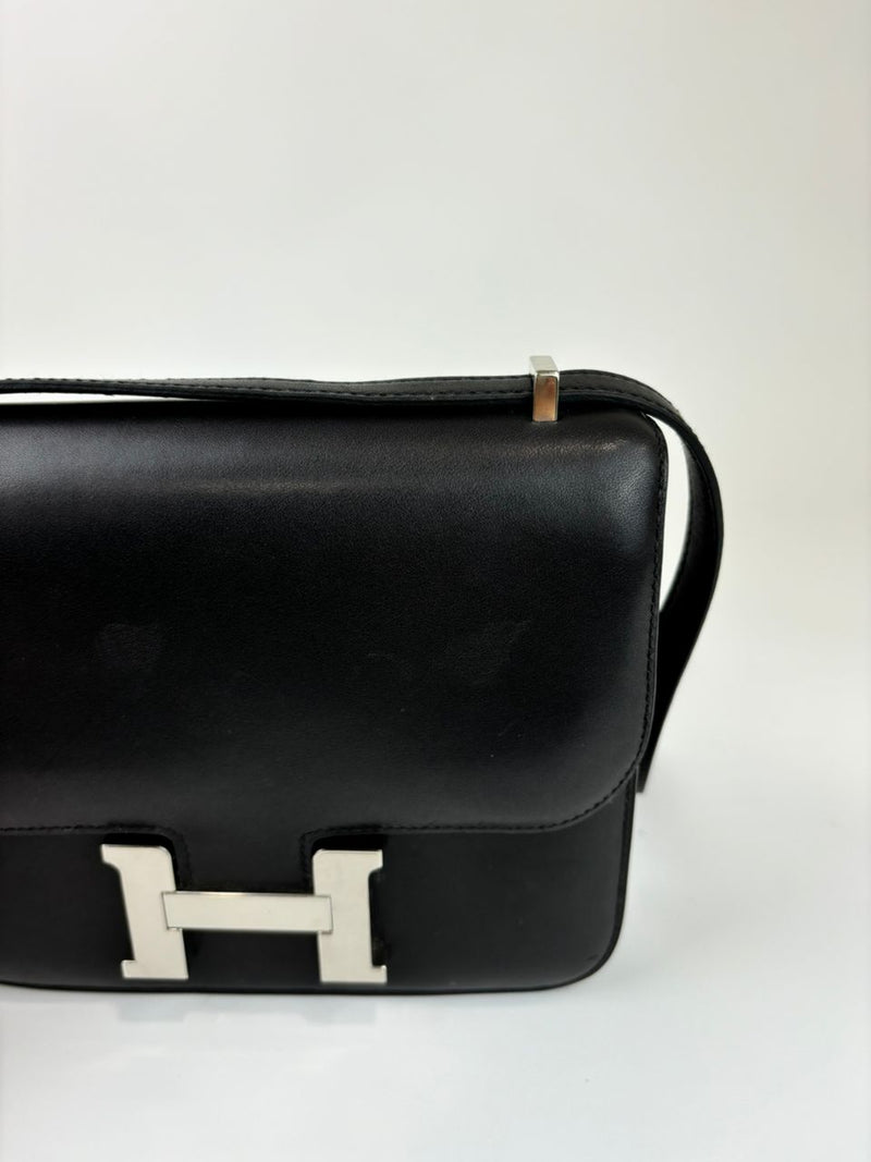 Constance 18 in Black Box Leather PHW