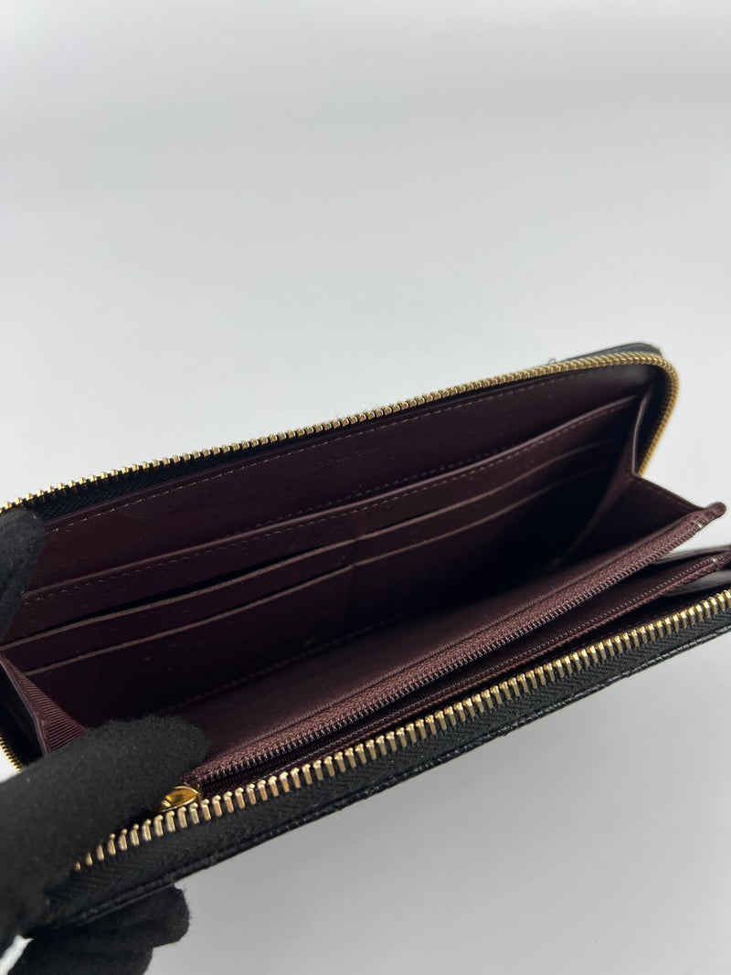 Classic Zip Around Long Wallet in Black Caviar GHW