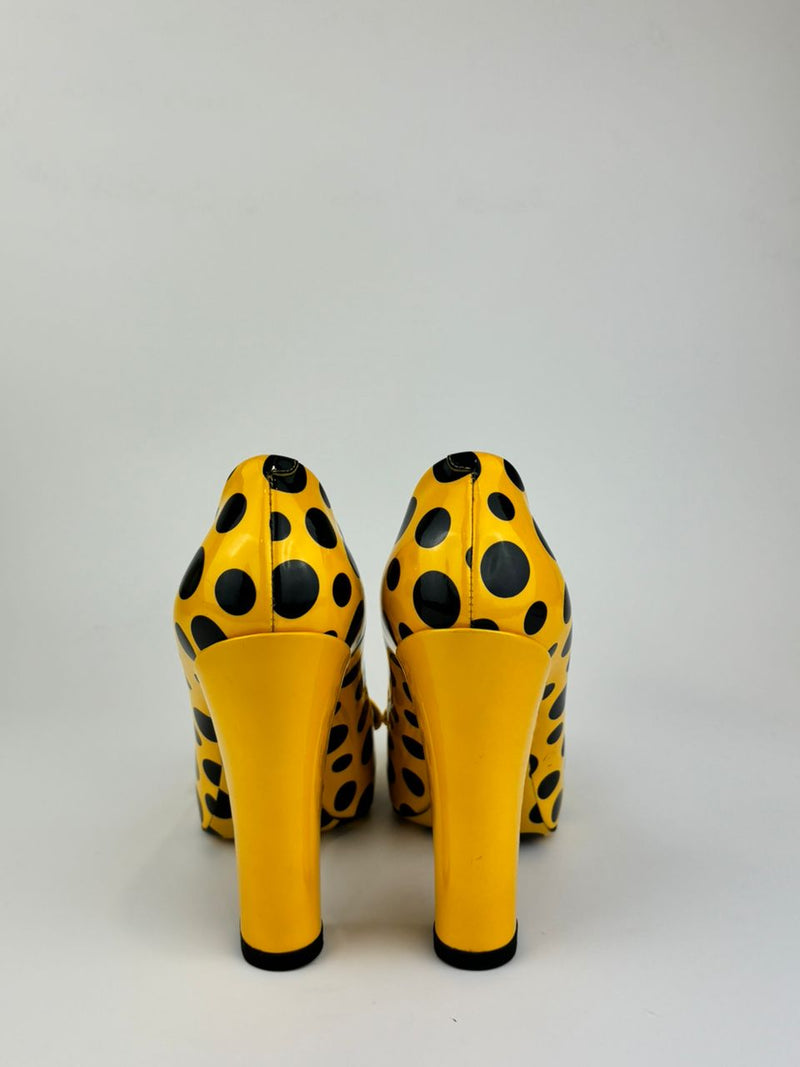 YK 2012 Limited Edition Yellow Black Monogram Vernis Dots Infinity Pumps RARE