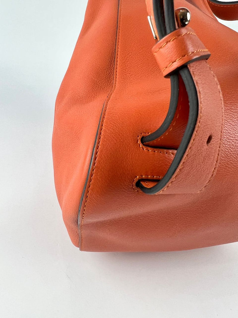 Anton Sling in Soft Grained Calfskin in Pumpkin