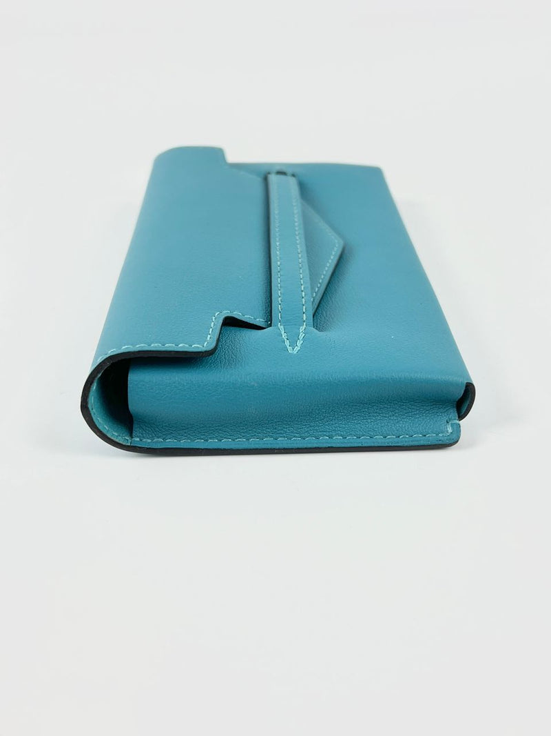 Turquoise Swift Leather Smart Pouch