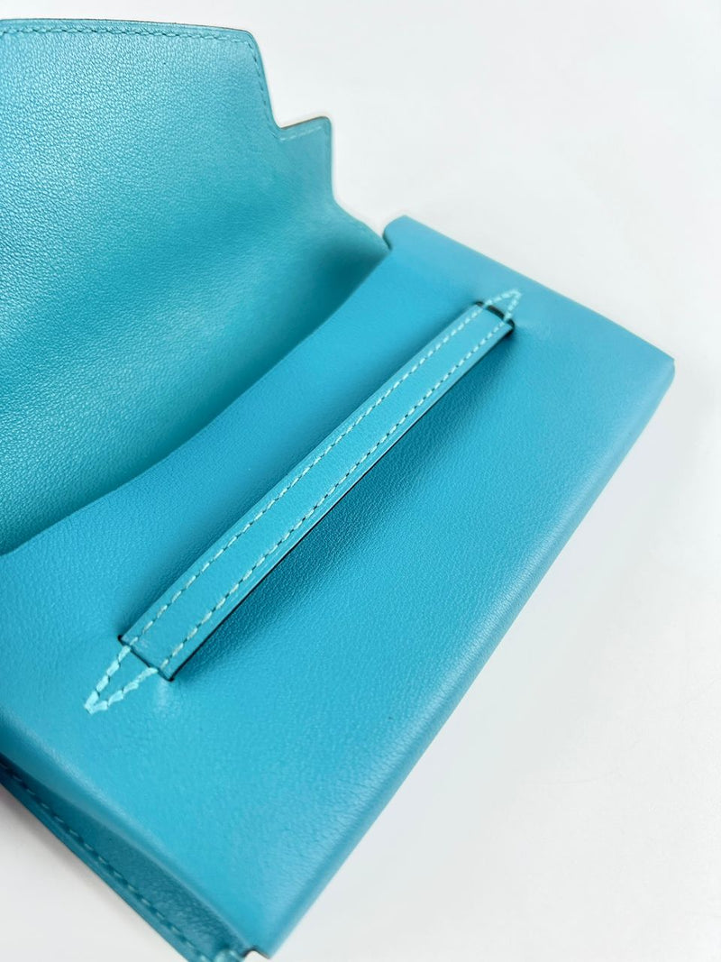 Turquoise Swift Leather Smart Pouch