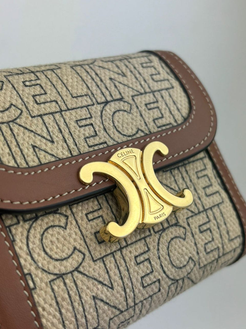 Raffia Effect Triomphe Small Flap Wallet