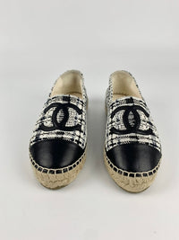 G29762 Black &amp; White Tweed/Lambskin Leather Espadrilles Size 36C