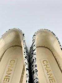 G29762 Black &amp; White Tweed/Lambskin Leather Espadrilles Size 36C