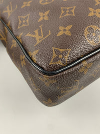 Porte Documents Voyage in Monogram Canvas