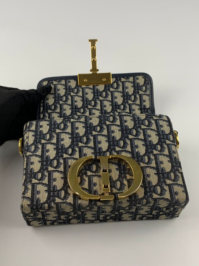 30 Montaigne Box Bag Blue Dior Oblique Jacquard