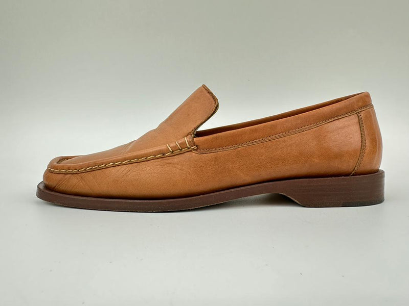 Tan Leather Mocassins Size 39